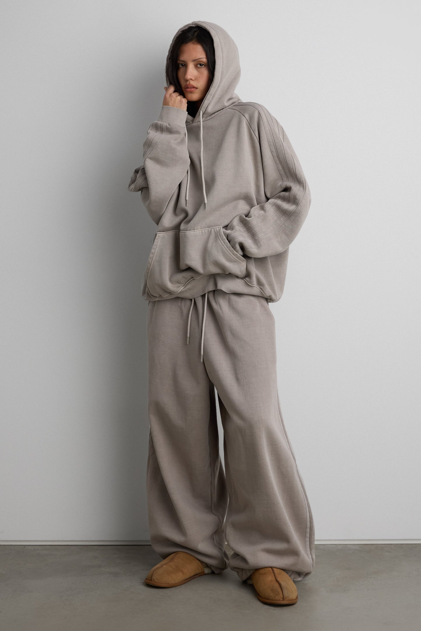 FLEECE STUDIO BOYFRIEND TRACK HOODIE