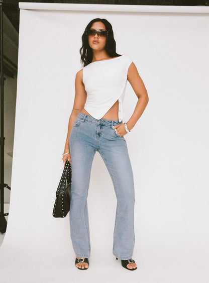Bethany Low Rise Bootleg Jeans Light Wash