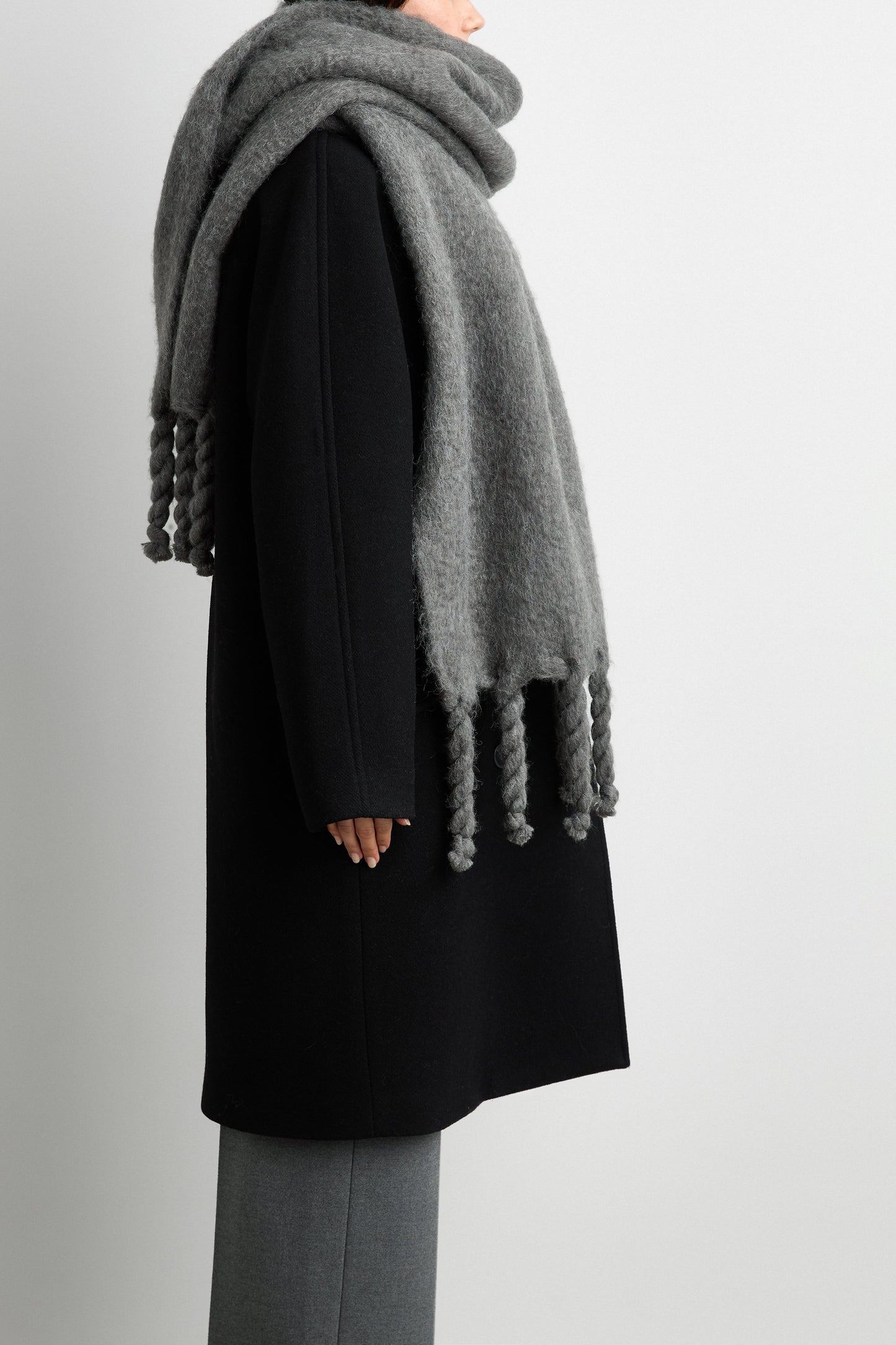 WOOL BLEND SCARF WITH TASSEL