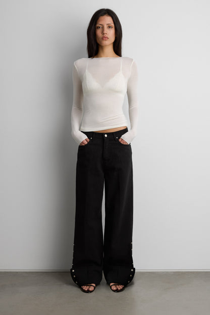 SHEER LIGHTWEIGHT BOAT NECK TOP