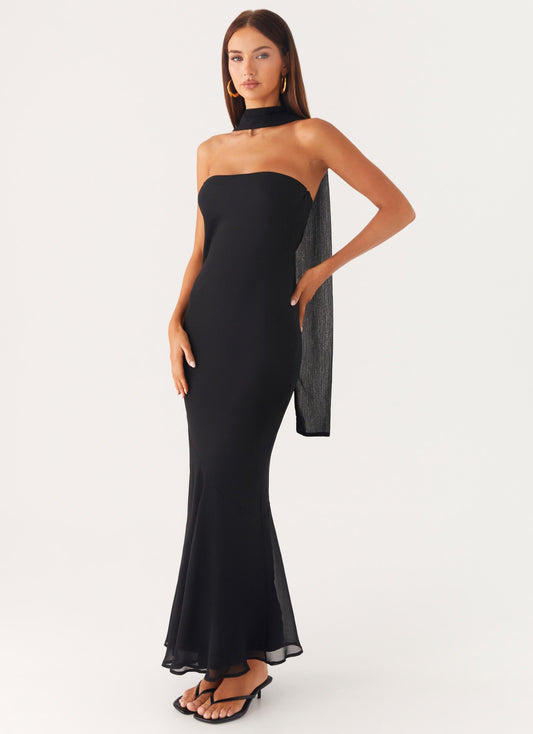 Under the Pagoda Maxi Dress - Black