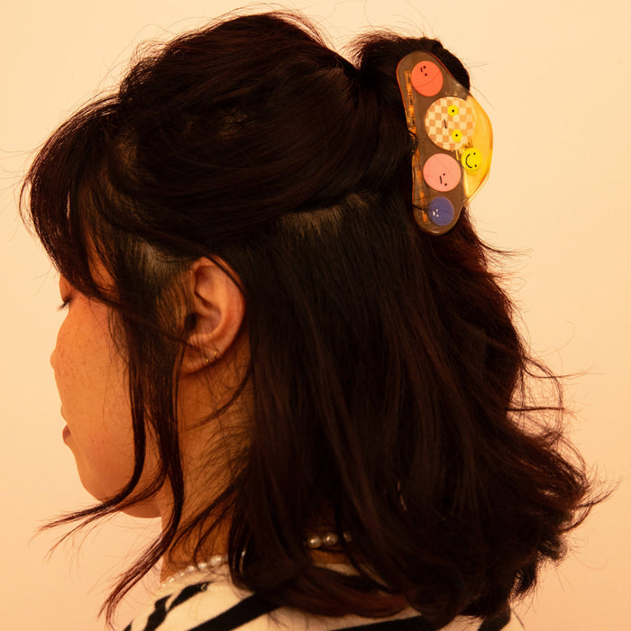 Carolyn Suzuki Hair Claw - Faces