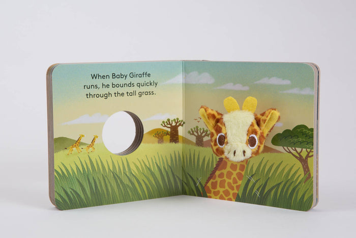 Chronicle Books - Baby Giraffe: Finger Puppet Book