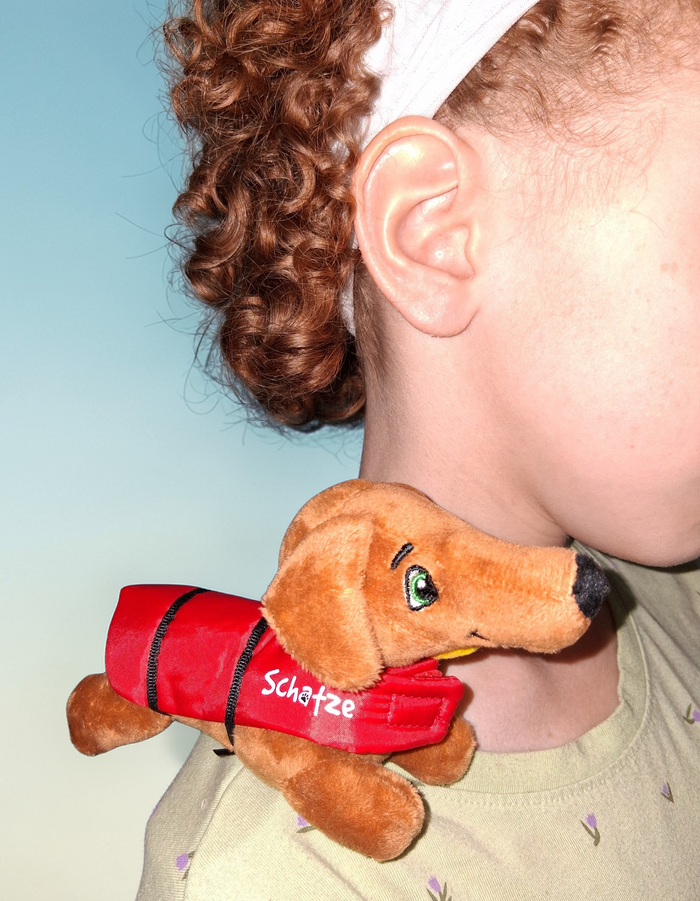 SCHLITTERBAHN SCHATZE 4-INCH SHOULDER SITTER